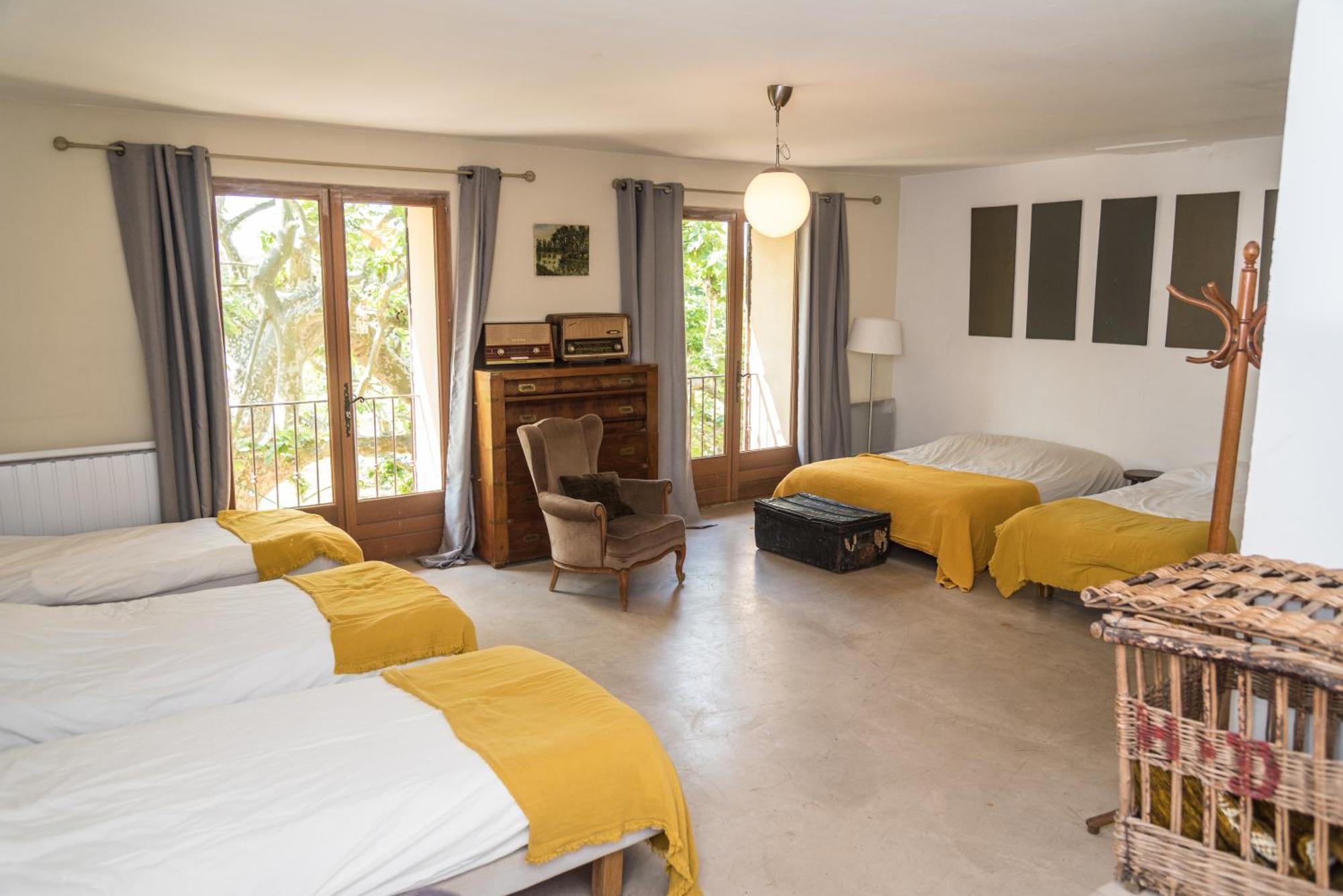 Villa Mas dans la campagne pour loisirs et télétravail Sarrians Exterior foto